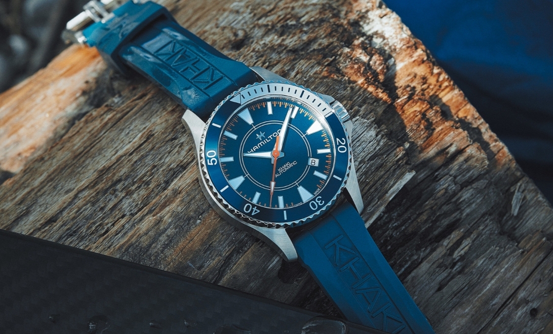 HAMILTON - KHAKI NAVY - H82385340 - 以無碳高速艇為靈感,Hamilton卡其海軍系列Scuba腕錶特別版
