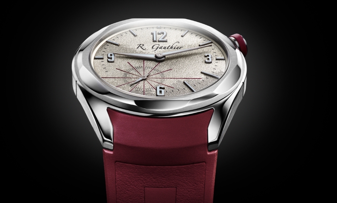ROMAIN GAUTHIER - C by Romain Gauthier - (Titanium Edition 5) - Romain Gauthier C系列推出第五代鈦金屬新作! 獨特的手工鑿刻紋理香檳面
