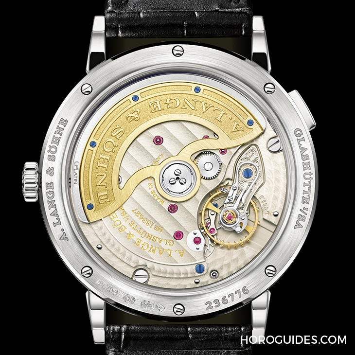 A. LANGE & SÖHNE - SAXONIA - 381.026 - 古典銀白色面盤登場｜朗格Saxonia Outsize Date再次演繹
