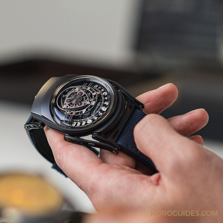 URWERK - SATELLITE - UR-100V BLUE - IG影響力人物:Johnathan Chan最愛的獨立製錶收藏