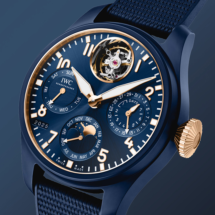 IWC - PILOT - IW504901 - 深藍陶瓷詮釋詩意經典，IWC小王子萬年曆陀飛輪腕錶IW504901限量登場