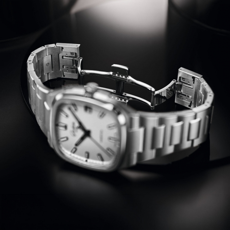 GLASHÜTTE ORIGINAL - 格拉蘇蒂原創重塑七零年代方錶:39毫米新尺寸全面升級Calibre 36