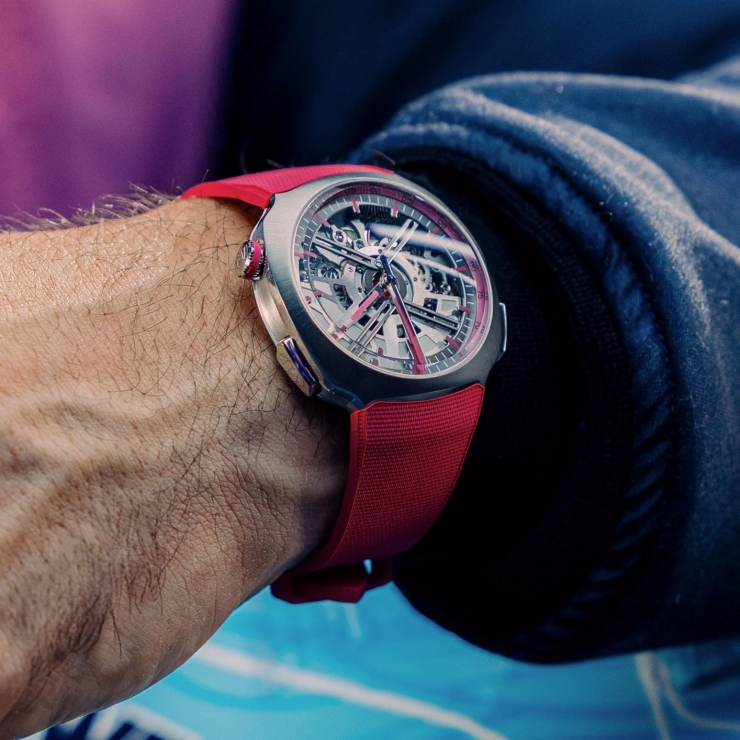 H. MOSER & CIE - STREAMLINER - 6700-1201 - 粉紅風暴來襲!亨利慕時攜手Alpine車隊推出「疾速者」粉紅特別版套裝