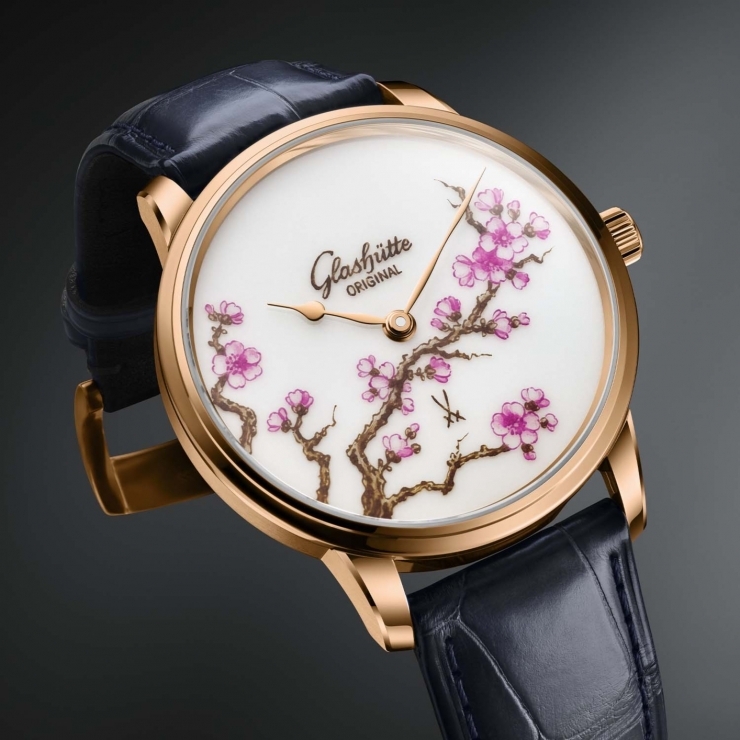GLASHÜTTE ORIGINAL - SENATOR - 1-36-16-05-05-01 - 格拉蘇蒂原創攜手麥森瓷器，以手繪櫻花錶盤展現德國頂級製錶工藝
