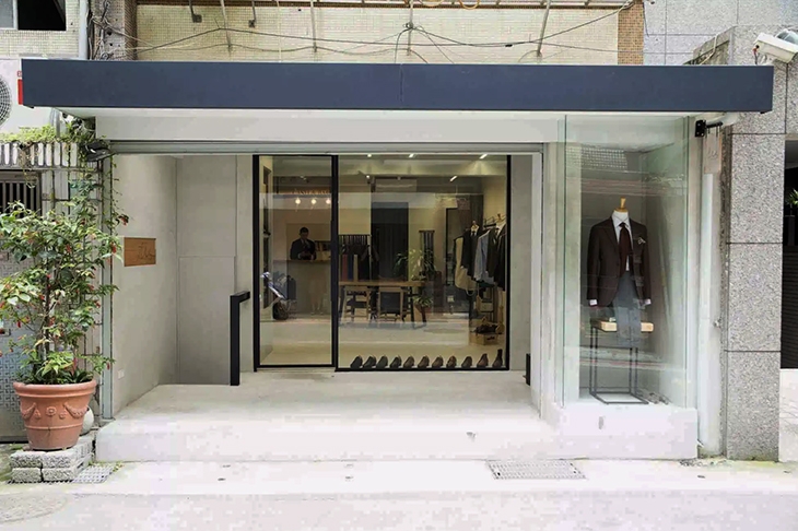 ROLEX - GMT-MASTER II - 126710BLRO-0001 - 關於收藏的故事 ! 名錶達人TALKS｜Eric x  Fu Hsu 