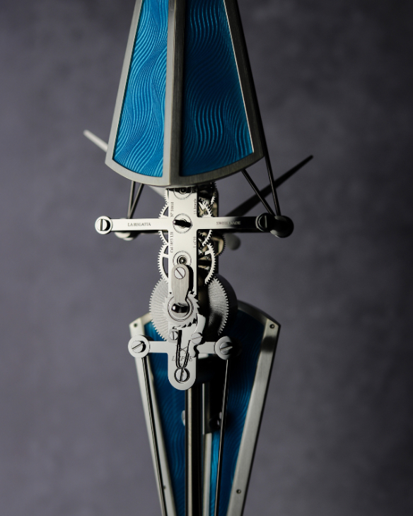 以競賽划艇為靈感，L