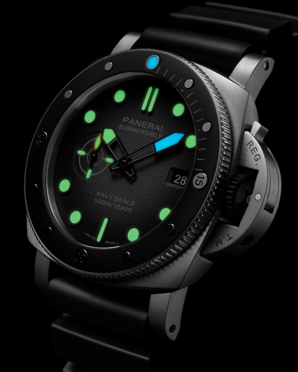 PANERAI - SUBMERSIBLE - PAM01738 - 海豹突擊隊,深海出任務!Panerai Submersible Navy SEALs腕錶PAM01738