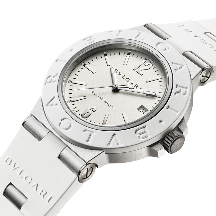 BVLGARI - BVLGARI∙BVLGARI - 104309 - 珍珠母貝馬賽克、冰藍&純白,夏日氛圍注入BVLGARI BVLGARI系列腕錶2026新作