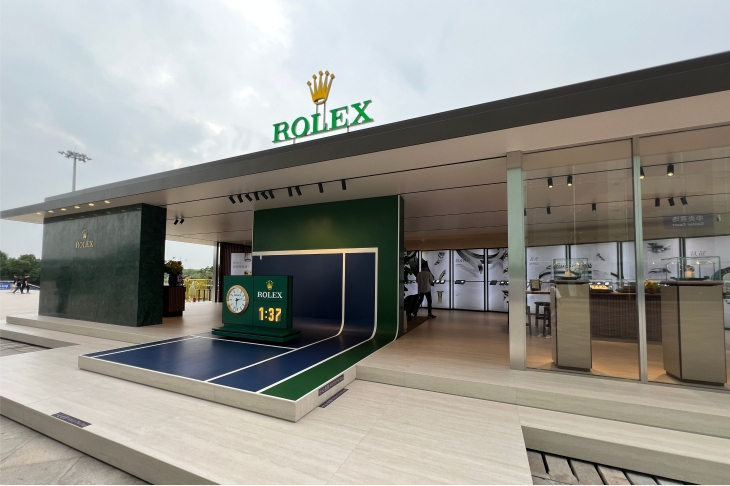 ROLEX - DAY-DATE - 228236-0012 - 恒動不息,成就亞太網壇巔峰|2025上海勞力士大師賽事回顧及賽事總監Michael A. Luévano專訪