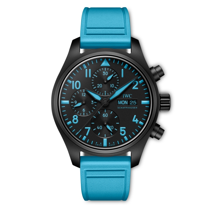 IWC - PILOT - IW389411 - 車手極速藍入作！IWC聯手與Mercedes-AMG馬石油F1™車隊車手George Russell推限量飛行雙傑