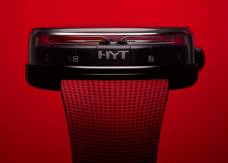 HYT甫獲紅點設計大獎肯定,H0紅色新款熱情又激昂