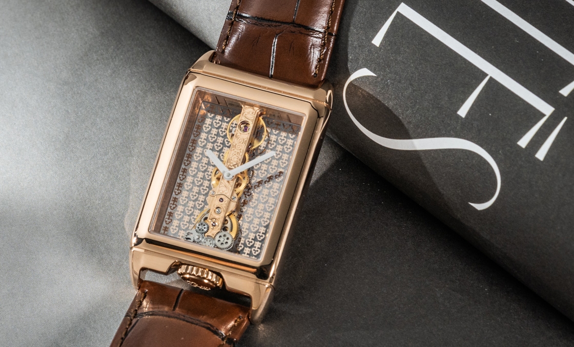 CORUM - GOLDEN BRIDGE - B113/04166 - 芯動,才該是一只錶最動人的亮點|Corum金橋40週年紀念錶