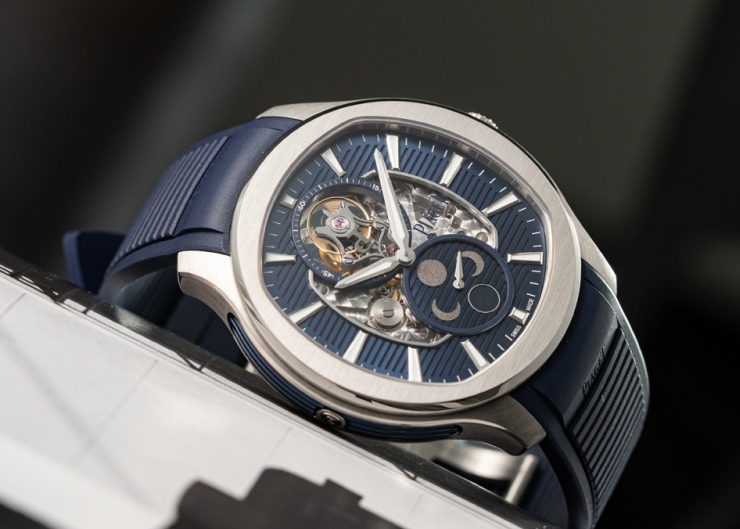 輕薄動感再升級,PIAGET Polo系列鈦金屬超薄鏤空飛行陀飛輪腕錶登場