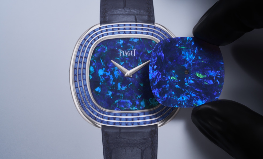 PIAGET - BLACK TIE - G0A50237 - 結合大膽輪廓與金質光影的復古魅力|PIAGET Polo 79腕錶白金版現身、梯形錶殼Sixtie腕錶初亮相