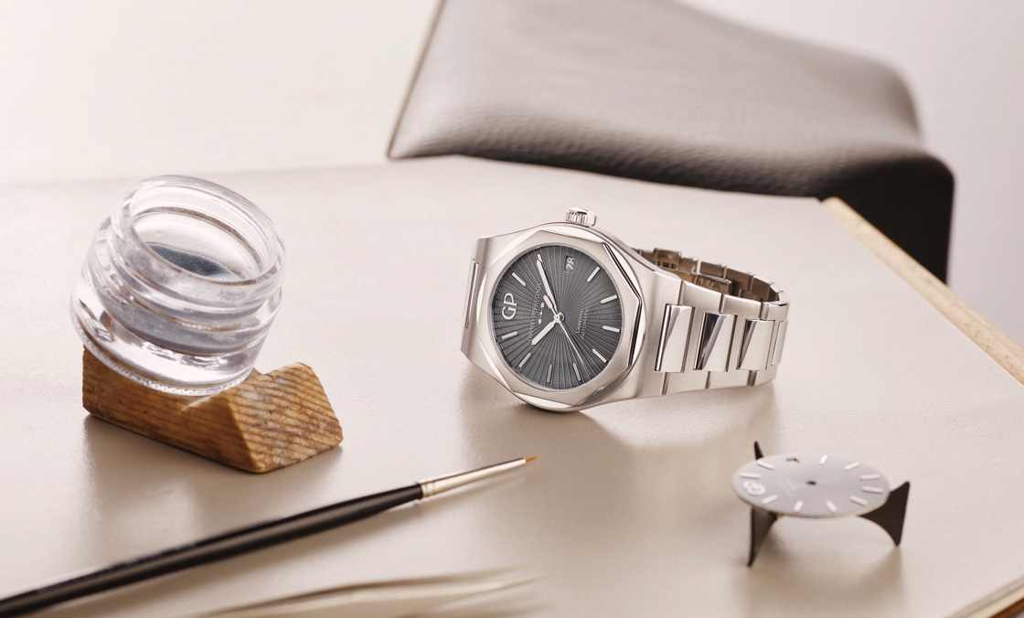 GIRARD-PERREGAUX - LAUREATO - 81010-11-3475-1CM - GP Laureato桂冠系列質感再升級,灰色大明火琺瑯面盤釋放深邃魅力