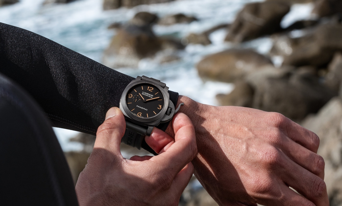 PANERAI - LUMINOR MARINA - PAM01707 - Carbotech入列！PANERAI Luminor Marina PAM01707以高科技碳纖維演繹經典輪廓