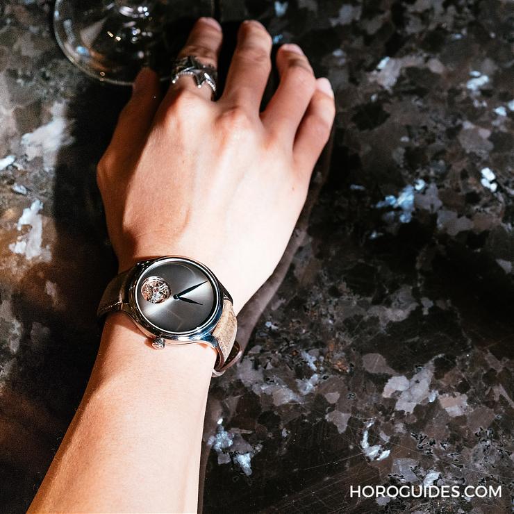 H. MOSER & CIE - ENDEAVOUR - 1341-0505 - 買家告白 不獨特不入手！H.MOSER ✕ 天文時創 ✕ Lee 