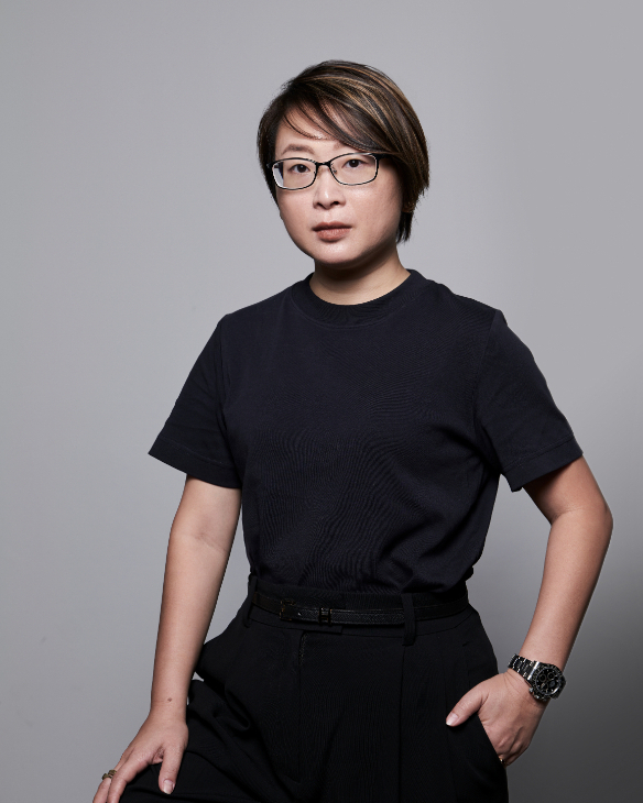 CHANEL - J12 - (J12 Dripping Art 腕錶套組) - 當彩妝語彙走進高級製錶:Celine Yap 眼中的 BLUSH 新篇章