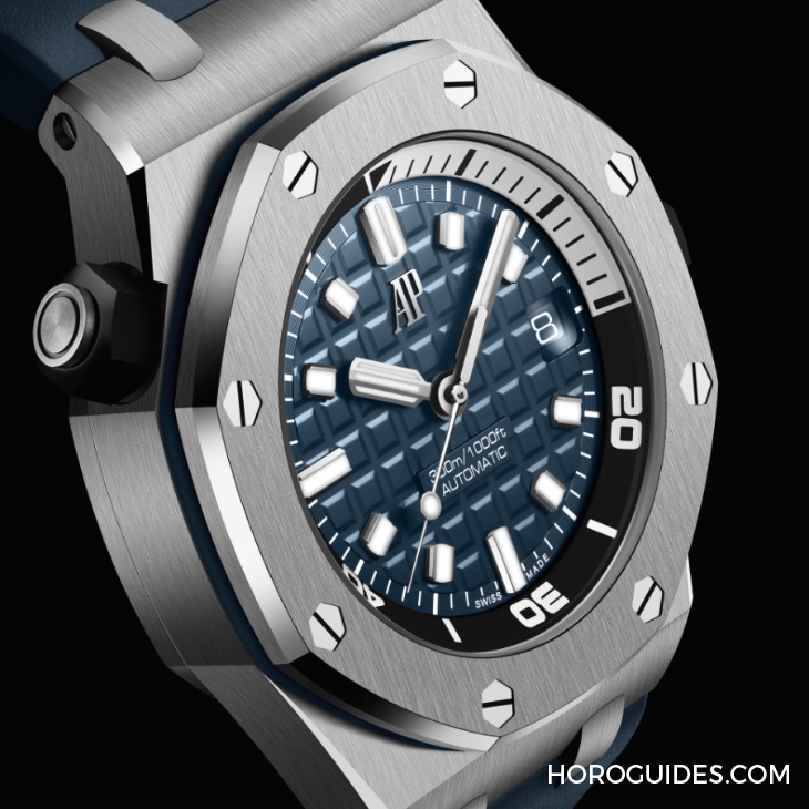 AUDEMARS PIGUET - ROYAL OAK OFFSHORE - 15720ST.OO.A052CA.01 - 時尚新色、快拆錶帶！AP全新皇家橡樹離岸型ROO Diver