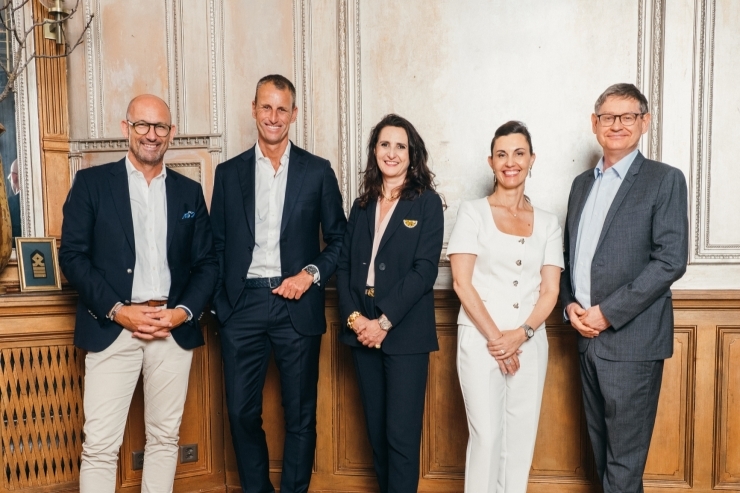 AUDEMARS PIGUET - ROYAL OAK OFFSHORE - 26238CD.OO.1300CD.01 - 《週末亮點：FHH推出線上課程》一般人也能線上學習瑞士製錶技術