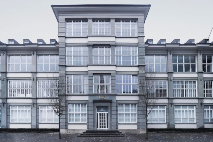 IWC - INGENIEUR - IW328908 - 親訪IWC沙夫豪森:走進機芯背後的真實世界