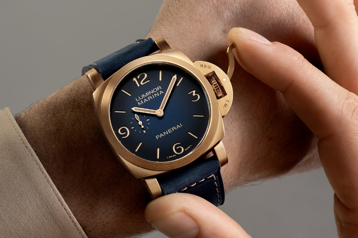 PANERAI - LUMINOR MARINA - PAM01678 - 青銅美學的再進化:Panerai Luminor Marina PAM01678 展現材質的時間語言