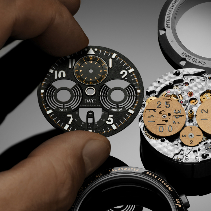 IWC - PILOT - IW388801 - 機械與速度的交織 IWC Pilot’s Watch Performance Chronograph Perpetual Calendar Digital Date-Month