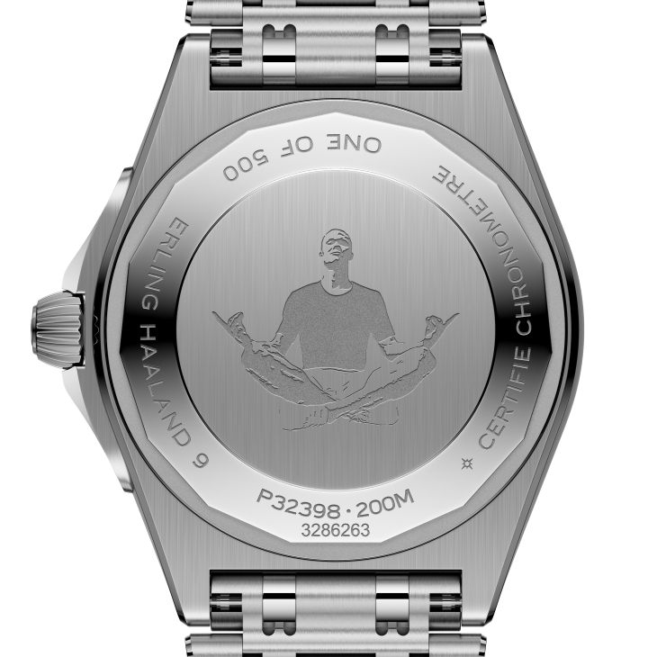 BREITLING - CHRONOMAT - RB01347A1F1S1 - 隕石獨步,征服球場|百年靈攜手曼城球星「魔人」哈蘭德推出Chronomat限量腕錶