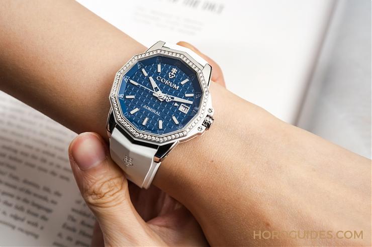CORUM - ADMIRAL - A298/04127 - 海洋風格領航之選|Corum海軍上將AC-One 45鏤空陀飛輪與AC-One 38女仕鑽錶