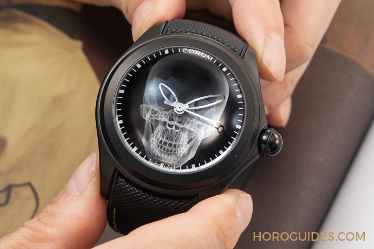 CORUM - BUBBLE - L082/04270 - 大膽狂放！泡泡裡的幽冥綠光｜Corum Bubble X Ray自動腕錶