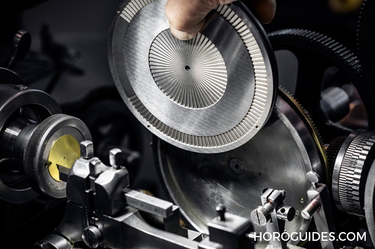 VACHERON CONSTANTIN - EGERIE - 8005F/000R-B498 - 江詩丹頓Égérie伊靈月相腕錶為何值得妳擁有？五點看懂它的出眾與講究