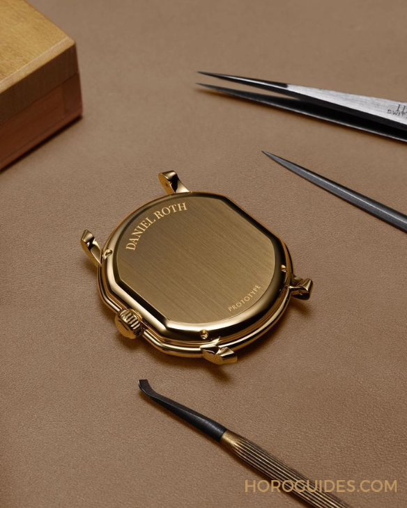 DANIEL ROTH - Daniel Roth - DR0011YG-01 - Daniel Roth回歸錶壇的第一步：復刻1988年創業之作，發表Tourbillon Souscription