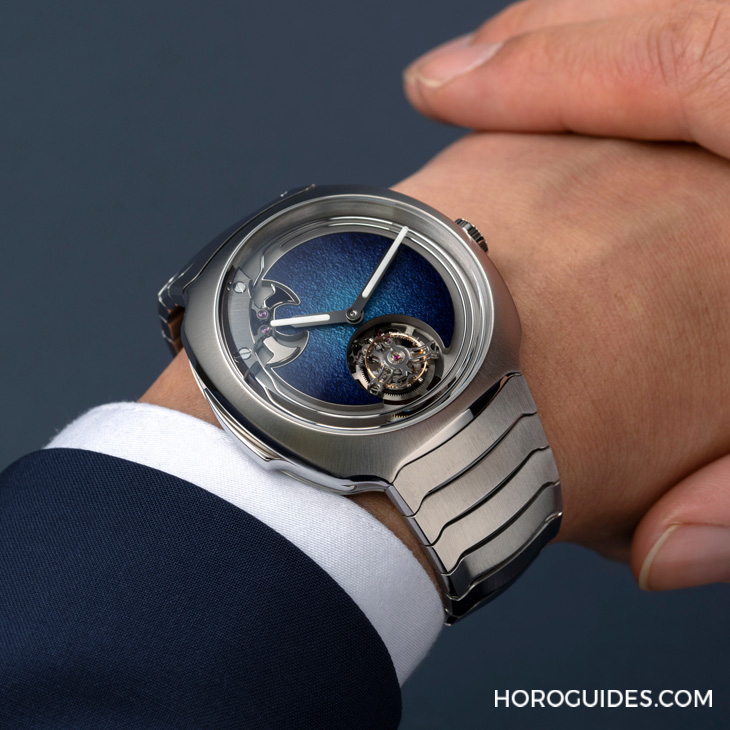 H. MOSER & CIE - STREAMLINER - 6905-1200 - 大明火琺瑯煙燻面加身,亨利慕時三問疾速者三問報時陀飛輪藍色琺瑯概念腕錶奪目登場