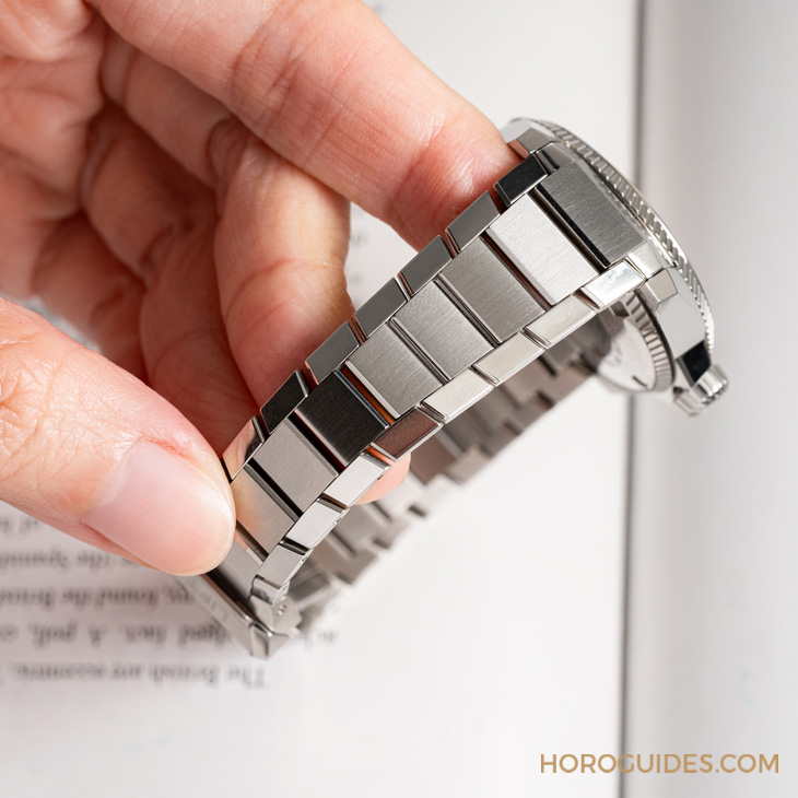 ORIS - PROPILOT - 01 531 7796 4158-07 8 17 05LC - 想追的來！華麗巨星Miss Piggy和你捉迷藏｜Oris ProPilot X Miss Piggy特別版腕錶