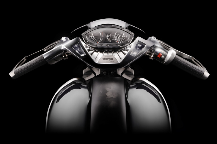 RICHARD MILLE - 極速逸品!以製錶精髓入魂的動力機械|RICHARD MILLE ⨯ Brough Superior RMB01摩托車