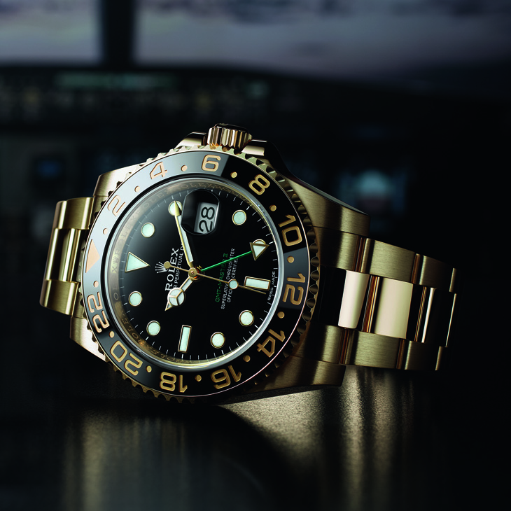 ROLEX - GMT-MASTER II - 雙時區經典,雙色美學|勞力士GMT-Master「穿越時區」展覽