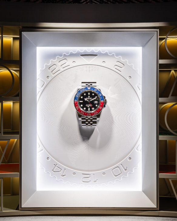 ROLEX - GMT-MASTER II - 雙時區經典,雙色美學|勞力士GMT-Master「穿越時區」展覽