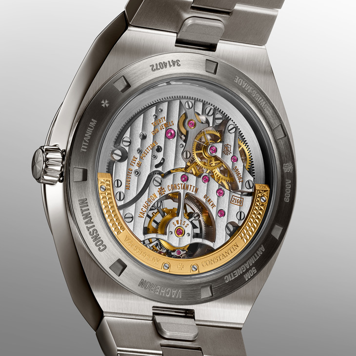 VACHERON CONSTANTIN - OVERSEAS - 6000V/210T-H179 - 鈦金屬深紅面，Vacheron Constantin Overseas陀飛輪腕錶新作