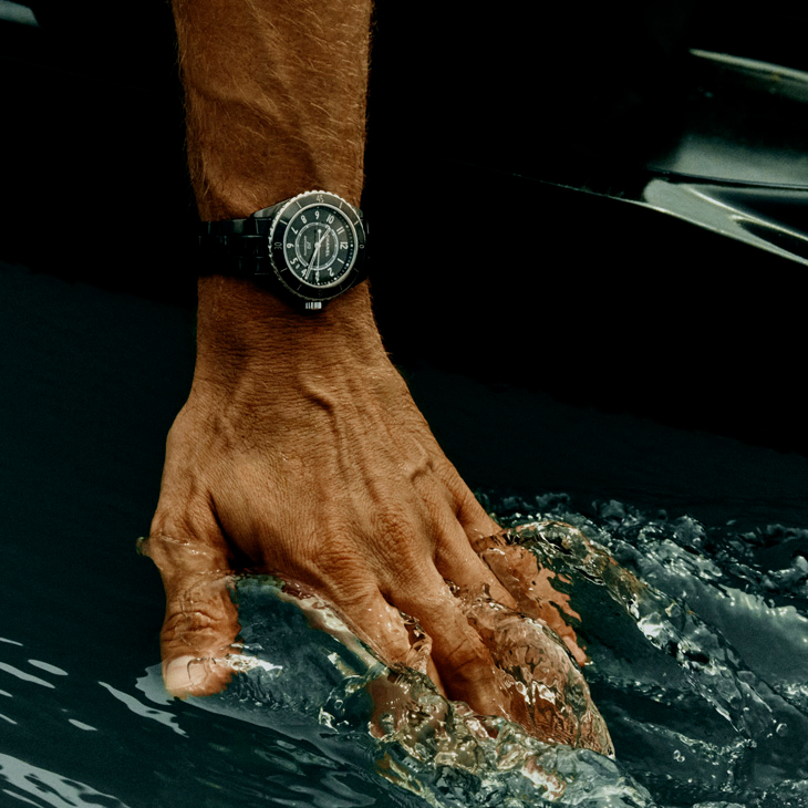 CHANEL - J12 - (J12 Caliber 12.1 38毫米腕錶) - CHANEL J12歷來最重要常態規格擴編:42毫米&28毫米、霧面藍色陶瓷登場