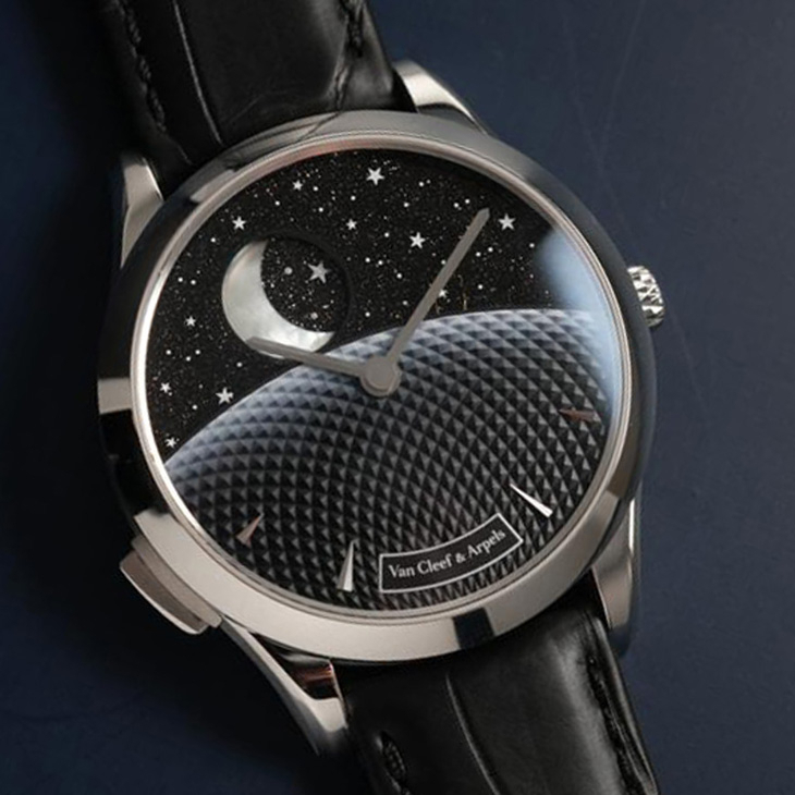 VAN CLEEF & ARPELS - POETIC COMPLICATION - VCARPESA00 - 眺望月夜｜梵克雅寶W&W 2026新作亮點