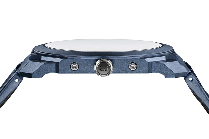 BVLGARI - OCTO - 104262 - 單色型格,藍色鈦金屬版BVLGARI Octo Finissimo超薄萬年曆腕錶現身
