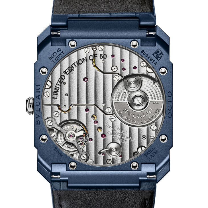 BVLGARI - OCTO - 104262 - 單色型格,藍色鈦金屬版BVLGARI Octo Finissimo超薄萬年曆腕錶現身