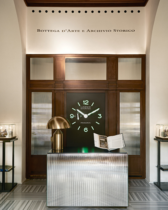 PANERAI - LUMINOR - PAM01768 - 始於文藝復興之城,淬鍊於深海之境|PANERAI《Immersion》展覽,沉浸式體驗佛羅倫斯專賣店百年歷史