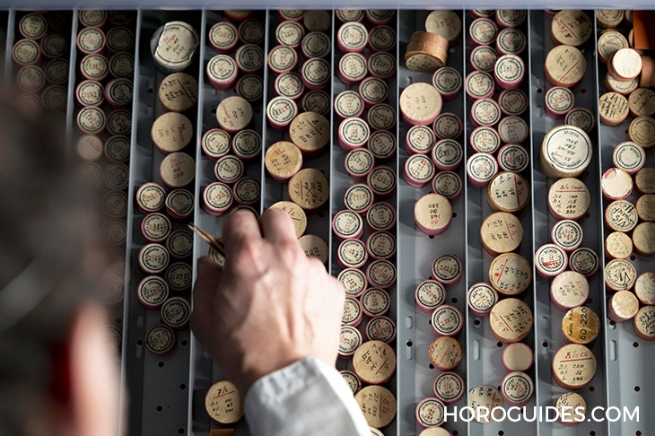 VACHERON CONSTANTIN - HISTORIQUES - 1921H/000J-B949 - 穿越百年的製錶靈魂 | 江詩丹頓American 1921絕品時計