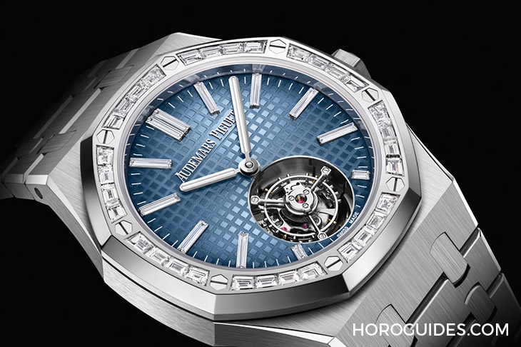 AUDEMARS PIGUET - ROYAL OAK - 15510BC.OO.1320BC.02 - 愛彼Royal Oak皇家橡樹41mm 三款煙燻漸層藍面特別版