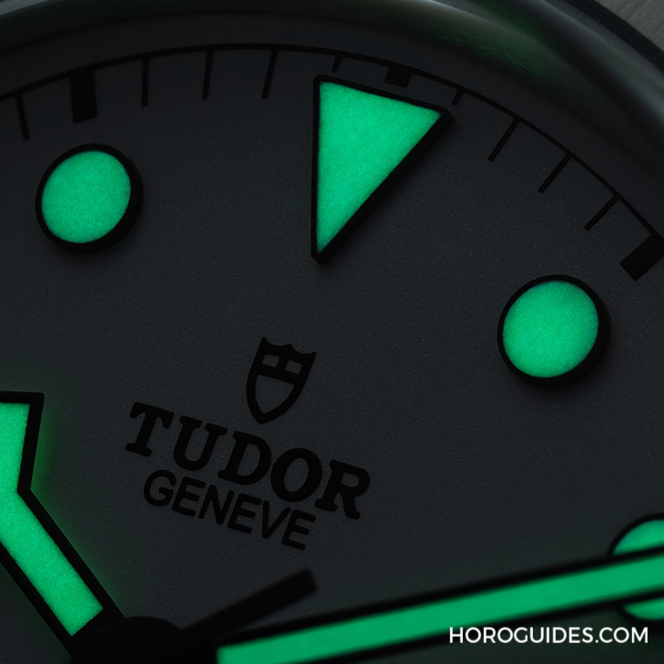 TUDOR - BLACK BAY - M79470-0004 - 平民版勞力士Explorer II白面款!TUDOR帝舵表Black Bay Pro推出蛋白色錶面