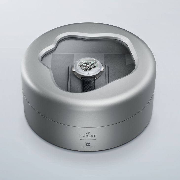 HUBLOT - 流體之美入腕!HUBLOT二度聯手Daniel Arsham打造MP-17 MECA-10 Arsham Splash鈦金藍寶石腕錶