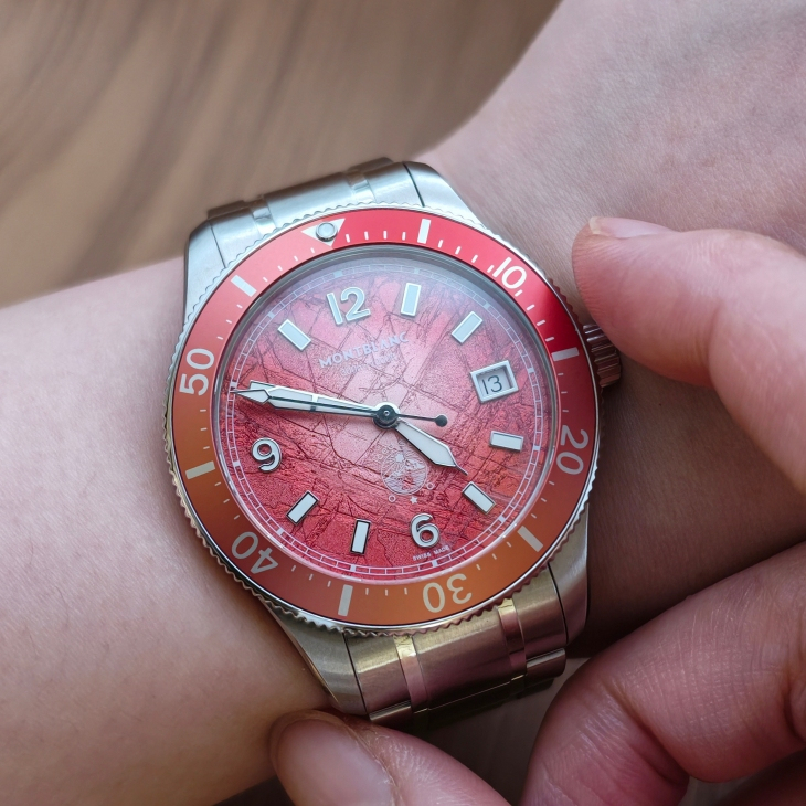 MONTBLANC - ICED SEA - 135762 - 冰海幻色，歲月成紋｜MONTBLANC 2026年Iced Sea系列新作一覽