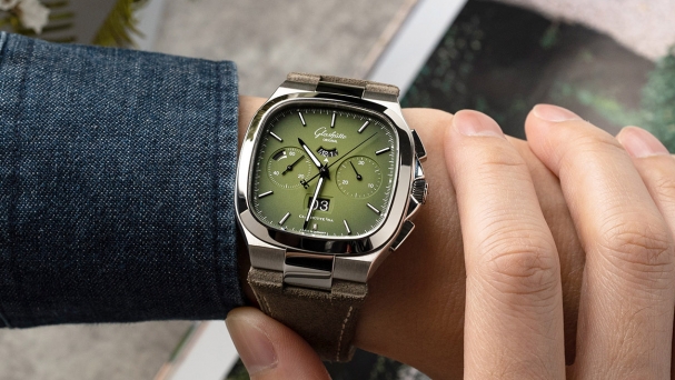 好Funky的復古錶!格拉蘇蒂原創Seventies Chronograph墨玉綠面盤